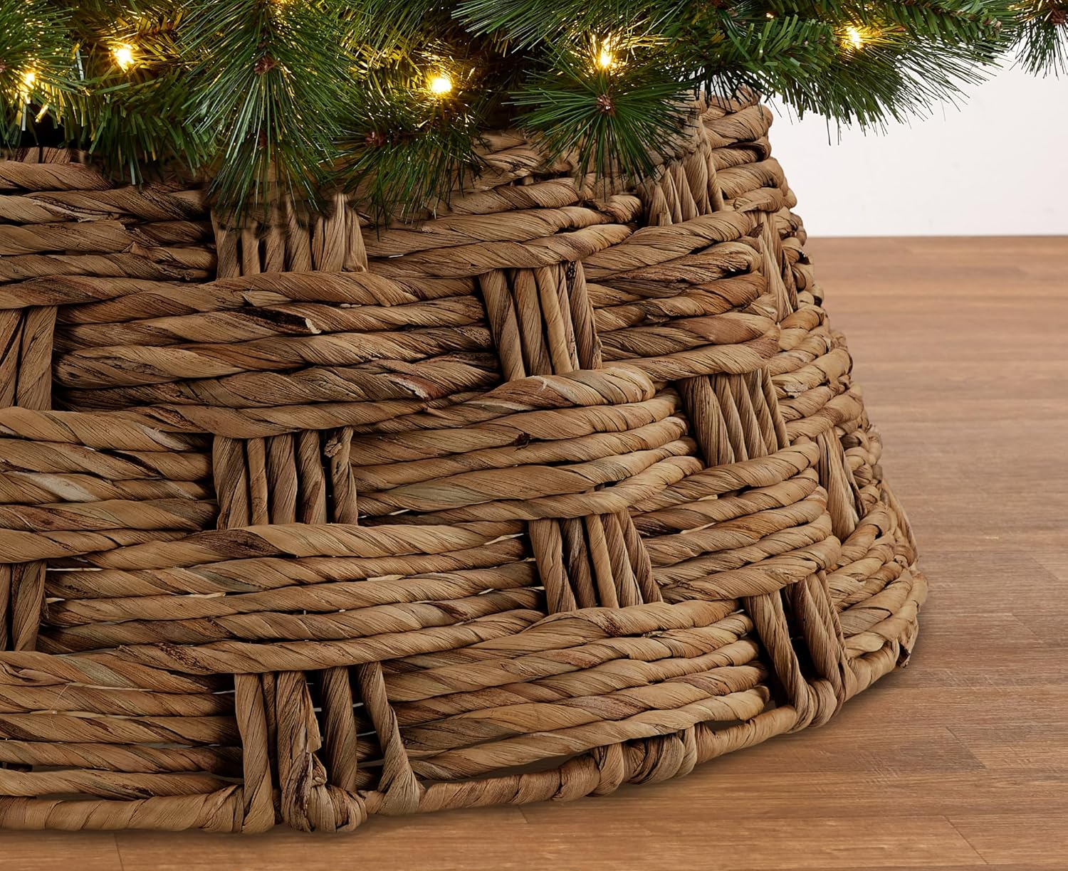 Basket Weave Tree Collar
