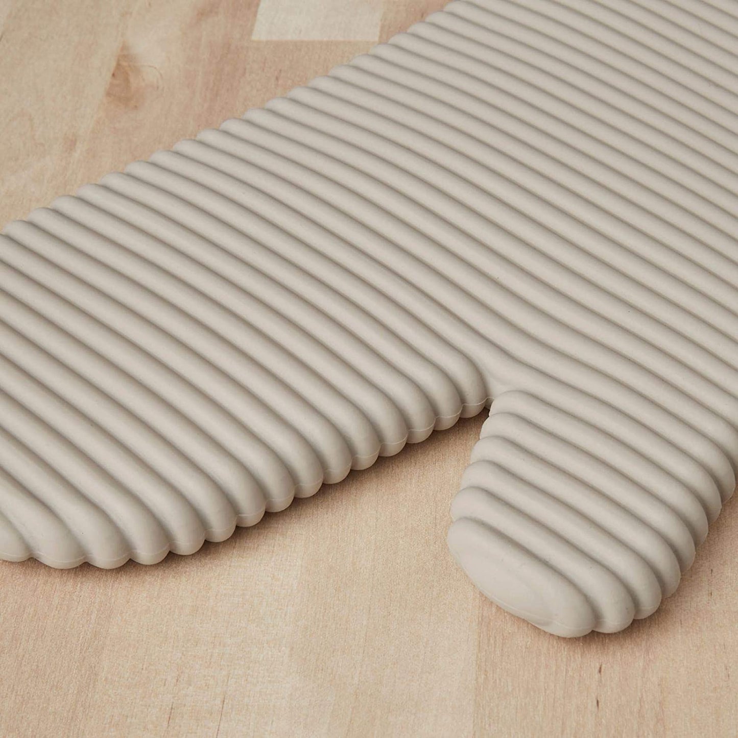 The Essential Grip Mitts | Set of Two